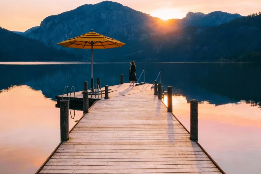 A moment shaped by place, time and attention. Well Living appears where environment, rhythm and awareness come together and create a sense of continuity between body, landscape and experience.