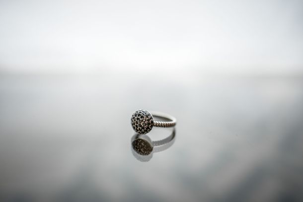 An object and its reflection. Value in luxury 2026 is what remains when the logo is removed.