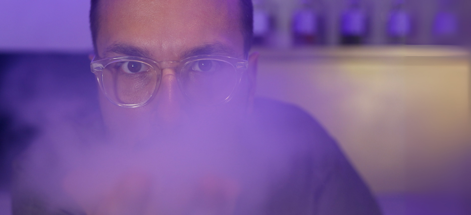 Federico Rottigni at Sensorium Milano, where the sensory experience begins before the first course through light, atmosphere and the focused calibration of perception.