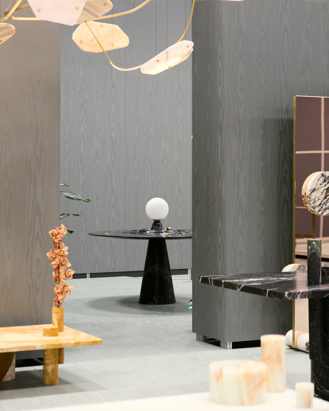 Stone as light. SERAFINI at Salone Raritas, Salone del Mobile.Milano 2026. | Photography courtesy Salone del Mobile.Milano 2026.
