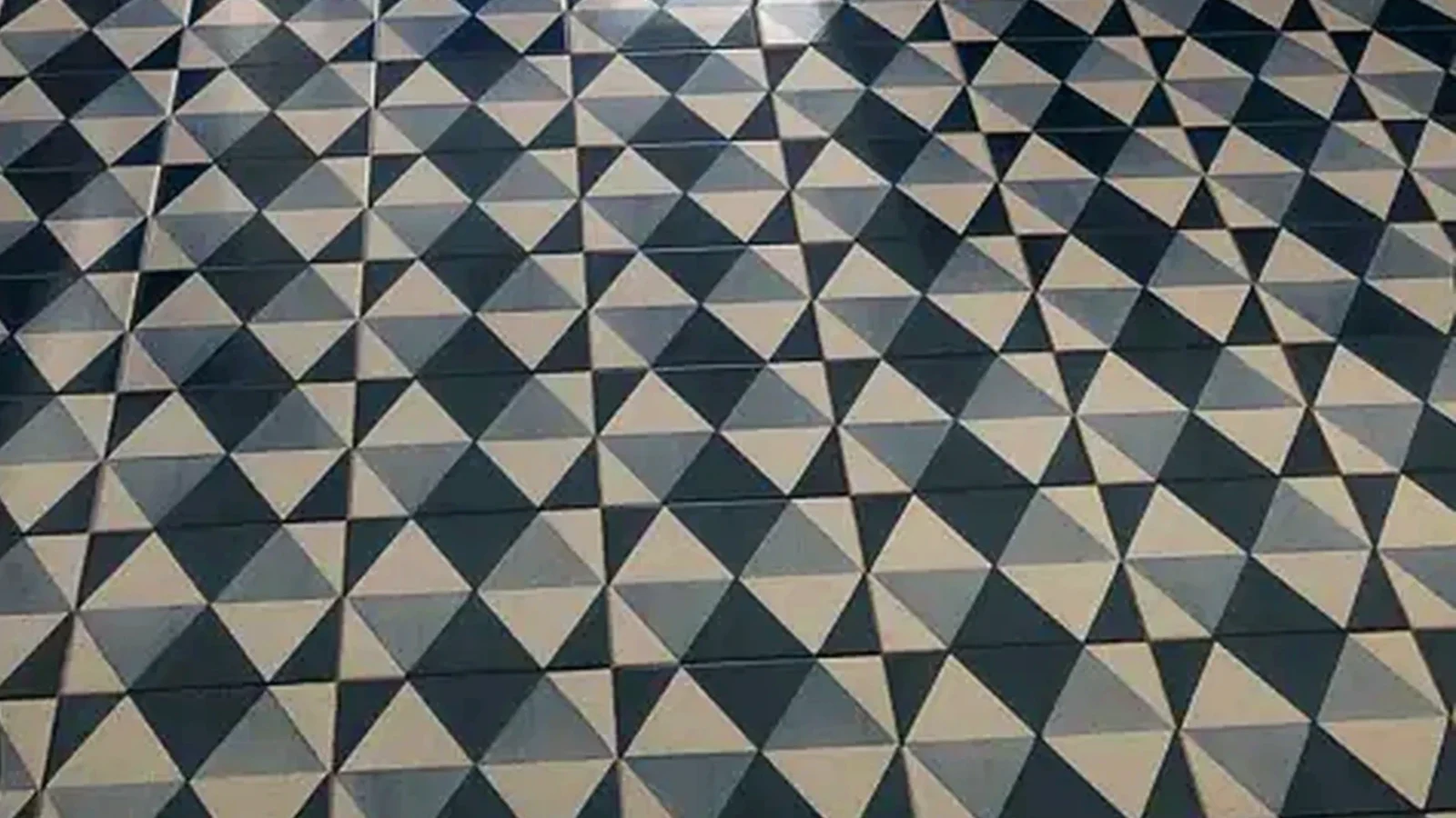Gio Ponti's tile pattern for the Hotel Parco dei Principi in Sorrento, 1960 to 1962. Photo: Eva Winterer