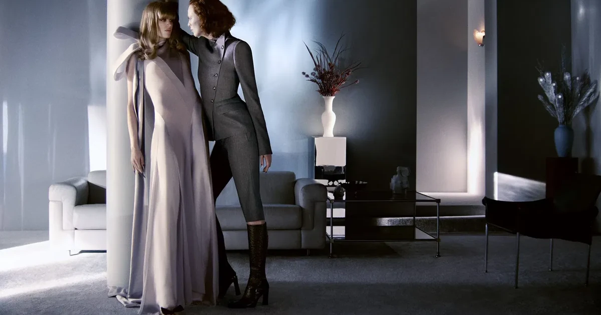 McQueen Autumn/Winter 2026 campaign, photographed by Glen Luchford, with Karen Elson. Courtesy of Alexander McQueen.