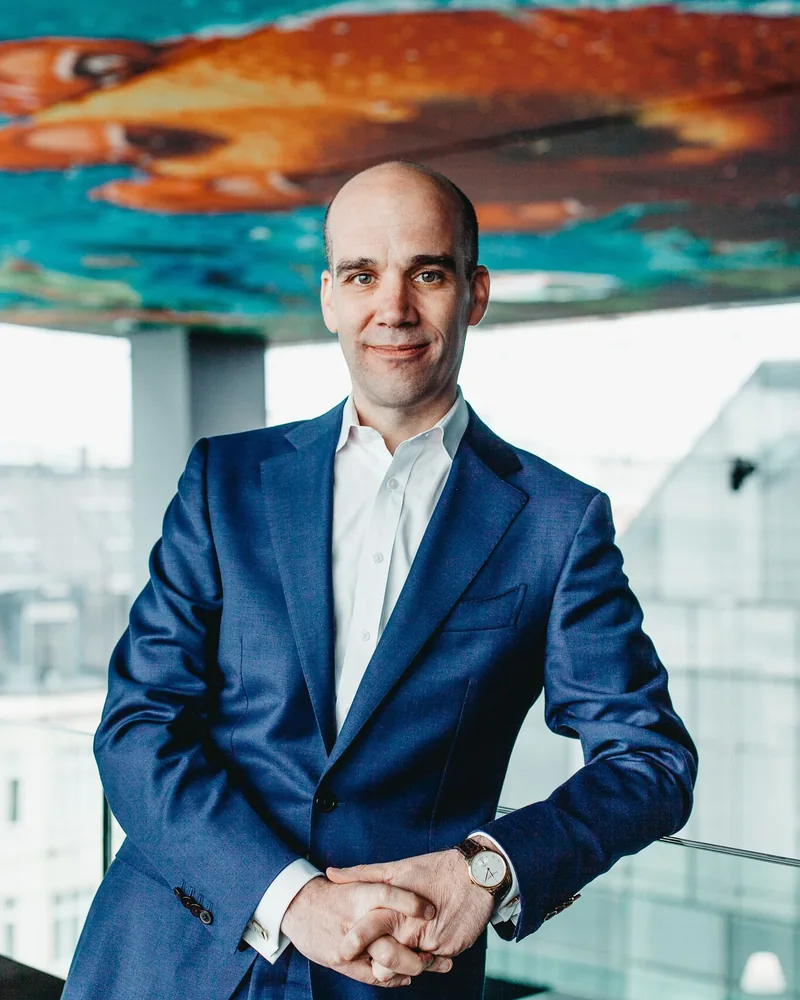 Christian Klaus, General Manager of SO/ Vienna, beneath Pipilotti Rist's illuminated ceiling.
