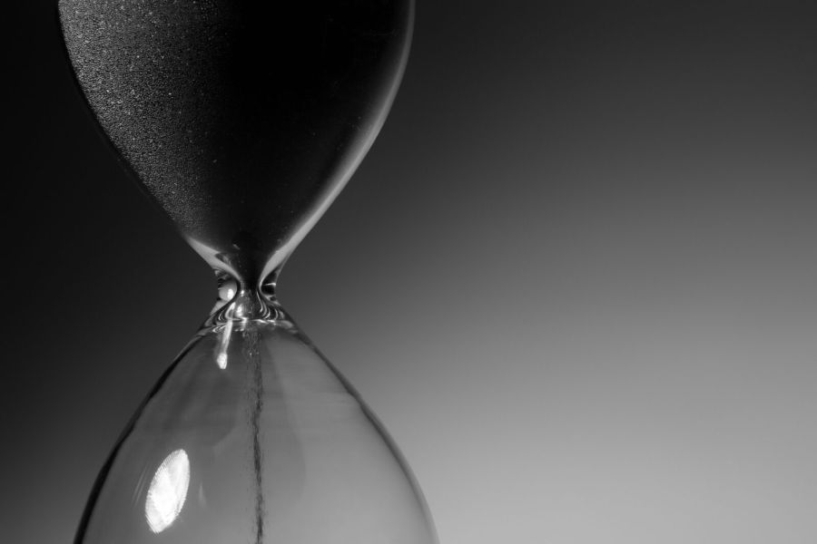 The narrowing point. In 2026, the luxury market has assumed the shape of an hourglass — and the middle is where the pressure is highest.
