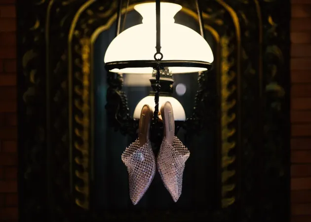 Luxury in 2026 grows through the clients who already belong. Photo: magnific.com