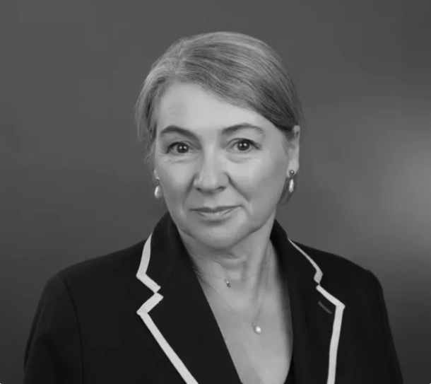 Dalena White, Secretary General of the IWTO, in conversation with The Silent Luxury Magazine. "The new luxury is health and wellness. We are moving away from bling bling and labels, towards something that is luxurious for you because of its health benefits."