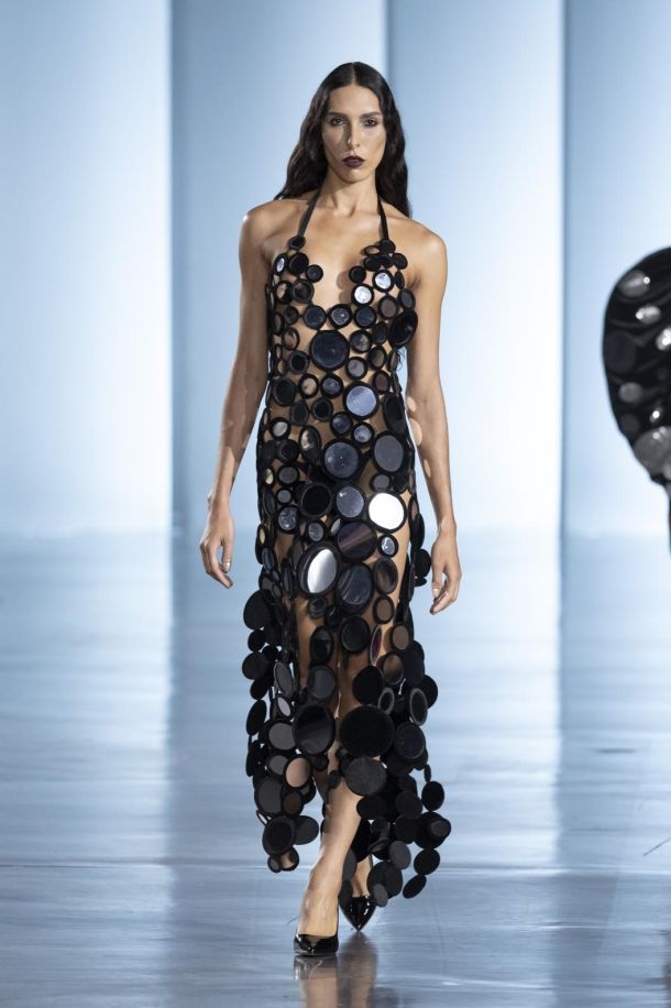rahul-mishra-couture-spring-summer-2025-paris-fashion-week-runway-018