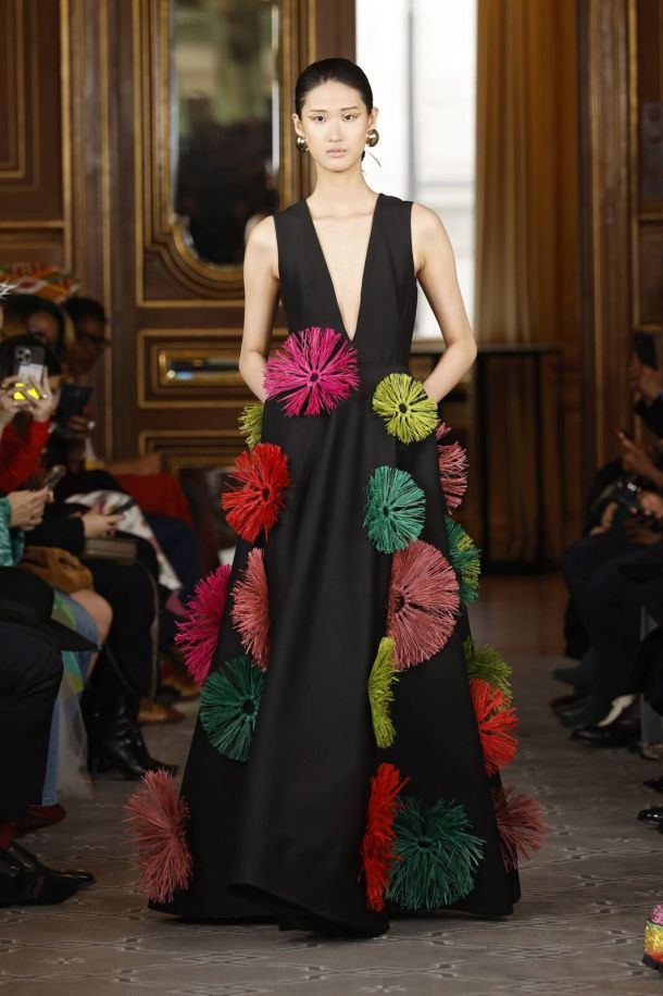 Model on the catwalk at the Imane Ayissi fashion show in Paris, Spring Summer 2025 Couture Fashion Week, Runway Look #023