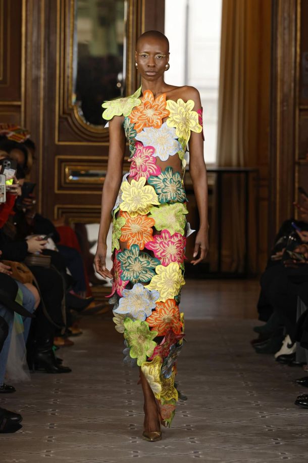 imane-ayissi-couture-spring-summer-2025-paris-fashion-week-runway-026