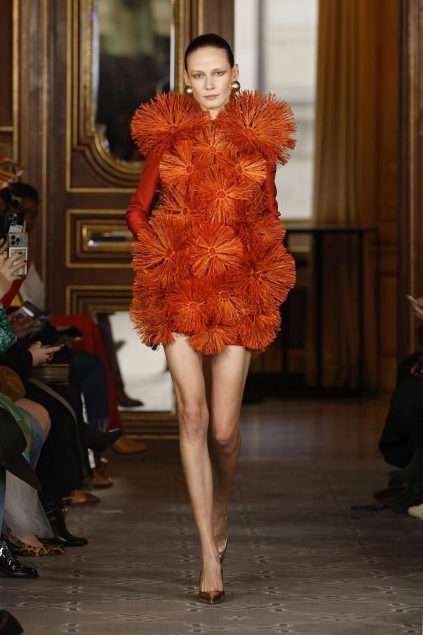 imane-ayissi-couture-spring-summer-2025-paris-fashion-week-runway-003