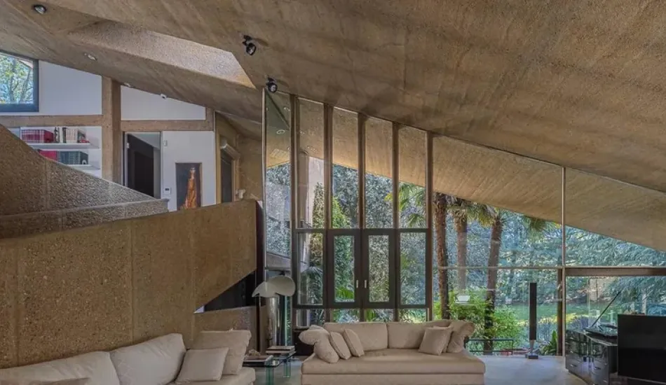 Villa Nava, built for the Nava family in the early 1970s.| Photo: In Courtesy of Italy Sotheby's International Realty